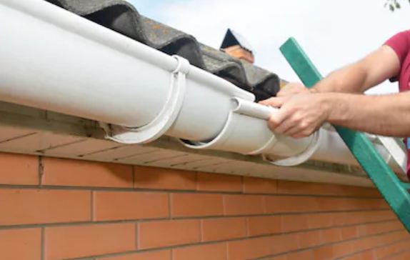 how to keep your gutters and downpipes clean?